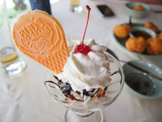 Whole Earth Restaurant